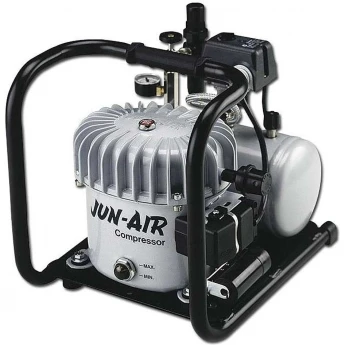 Компрессор бесшумный масляный JUN-AIR 6-4